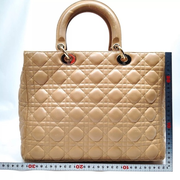 Dior Tan Quilted lady Dior Handbag in‎ excellent condition - Picture 2 of 11